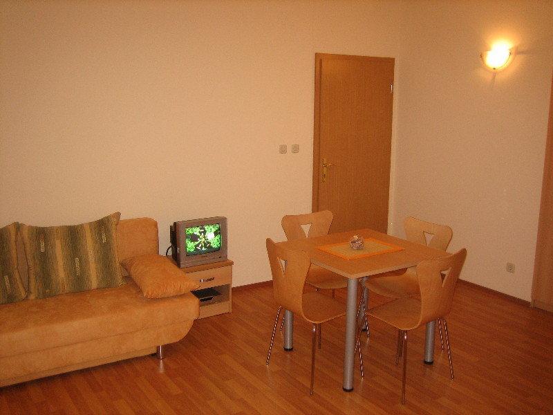 Hotel Mladen Omiš Zewnętrze zdjęcie
