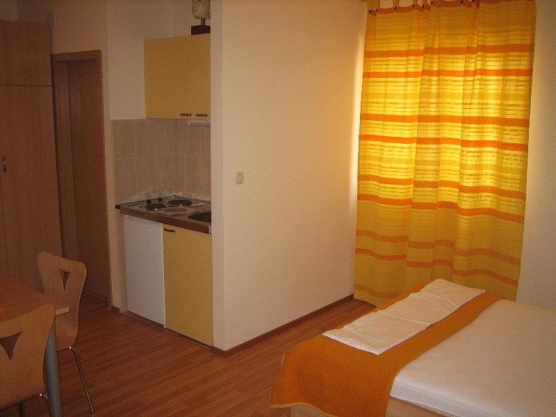 Hotel Mladen Omiš Zewnętrze zdjęcie